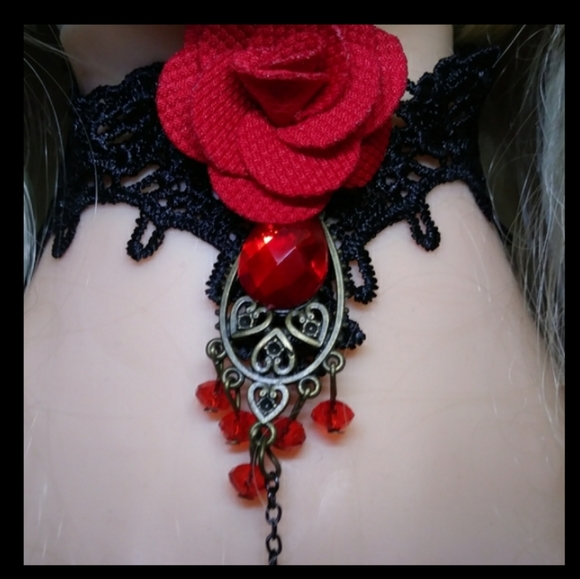 Black Choker - Picture 2 of 3